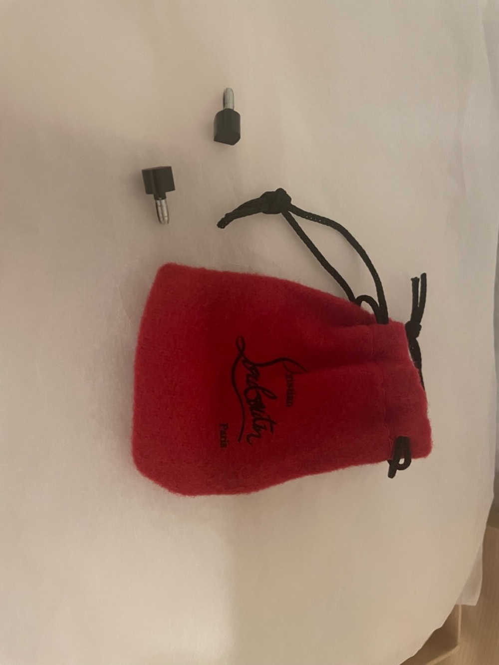 Christian Louboutin - Picture 3 of 14